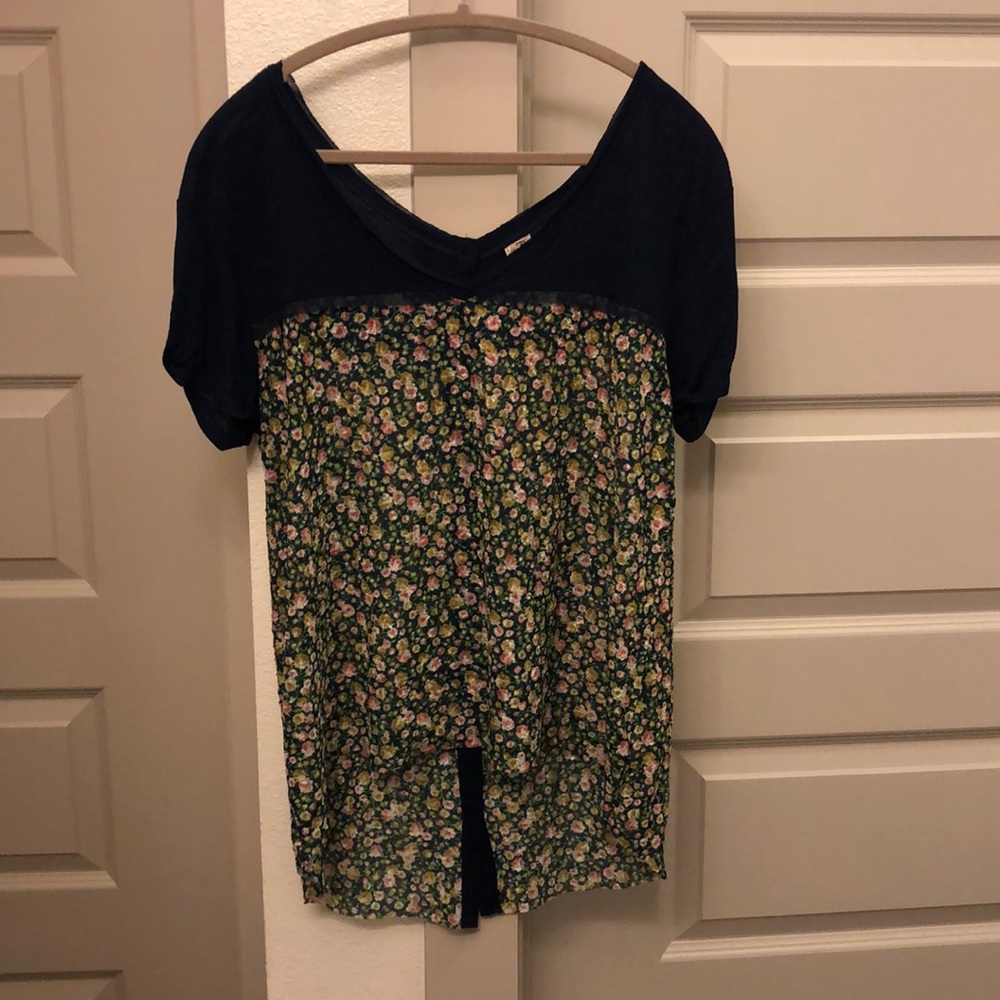 Free People Flowy high/low top